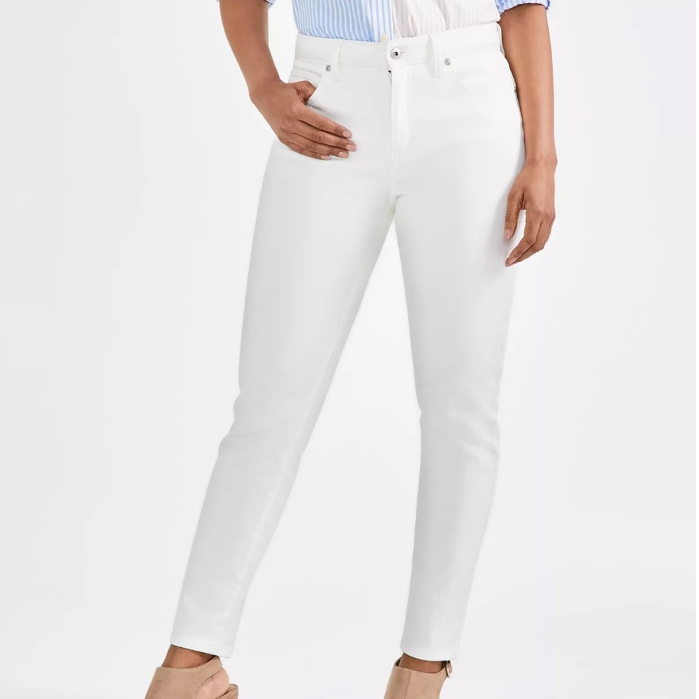 NWOT Style & Co. Stretch Skinny Jeans/White/Size 8
